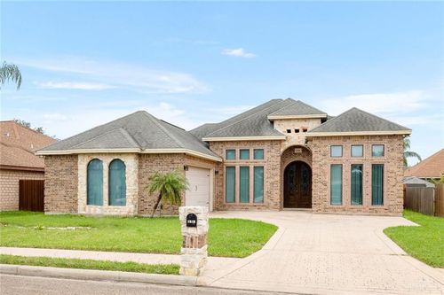 1910 W 41st St, Mission, TX, 78573-5032 | Card Image