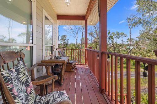 2 5th St Ne, STEINHATCHEE, FL, 32359-2790 | Card Image