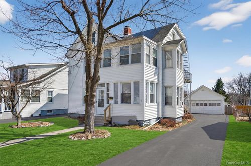 29 Columbia Ave, Middletown, NY, 10940-5932 | Card Image