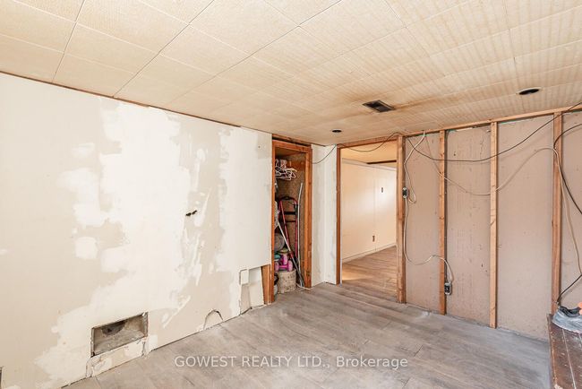 331 Lumsden Ave, House other with 3 bedrooms, 1 bathrooms and 1 parking in East York ON | Image 17