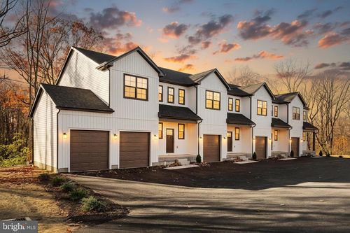 1024-1018 Trinity Rd, YORK, PA, 17408-8980 | Card Image