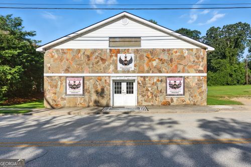 303 N Pond St, Toccoa, GA, 30577-1920 | Card Image