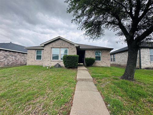 2463 Marimont Ln, Lancaster, TX, 75134-1984 | Card Image