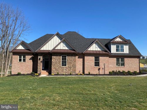 71 Amtower Way, HARPERS FERRY, WV, 25425-5595 | Card Image