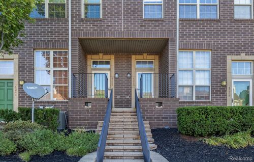 4242 Schaefer Rd, Dearborn, MI, 48126-3691 | Card Image