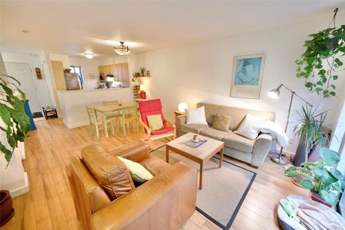 10-595 Gibson St, Tofino, BC, V0R2Z0 | Card Image