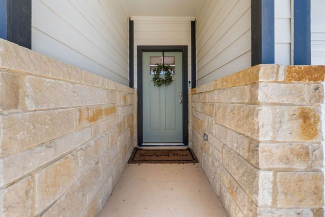 208 Bunting Ln, House other with 4 bedrooms, 2 bathrooms and 4 parking in Bertram TX | Image 5