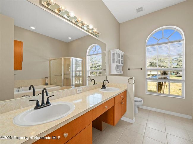 8484 Annapolis Rd, House other with 3 bedrooms, 2 bathrooms and null parking in SPRING HILL FL | Image 26