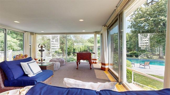 View of sunroom | Image 14