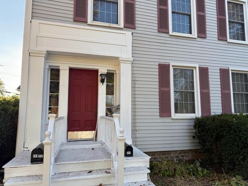 241 N Main St, Romeo, MI, 48065-4619 | Card Image