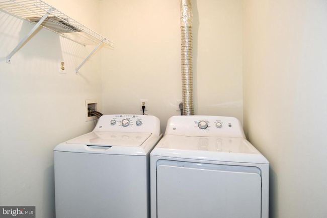 APT-103 - 1031 Gardenview Loop, Condo with 2 bedrooms, 2 bathrooms and null parking in WOODBRIDGE VA | Image 14