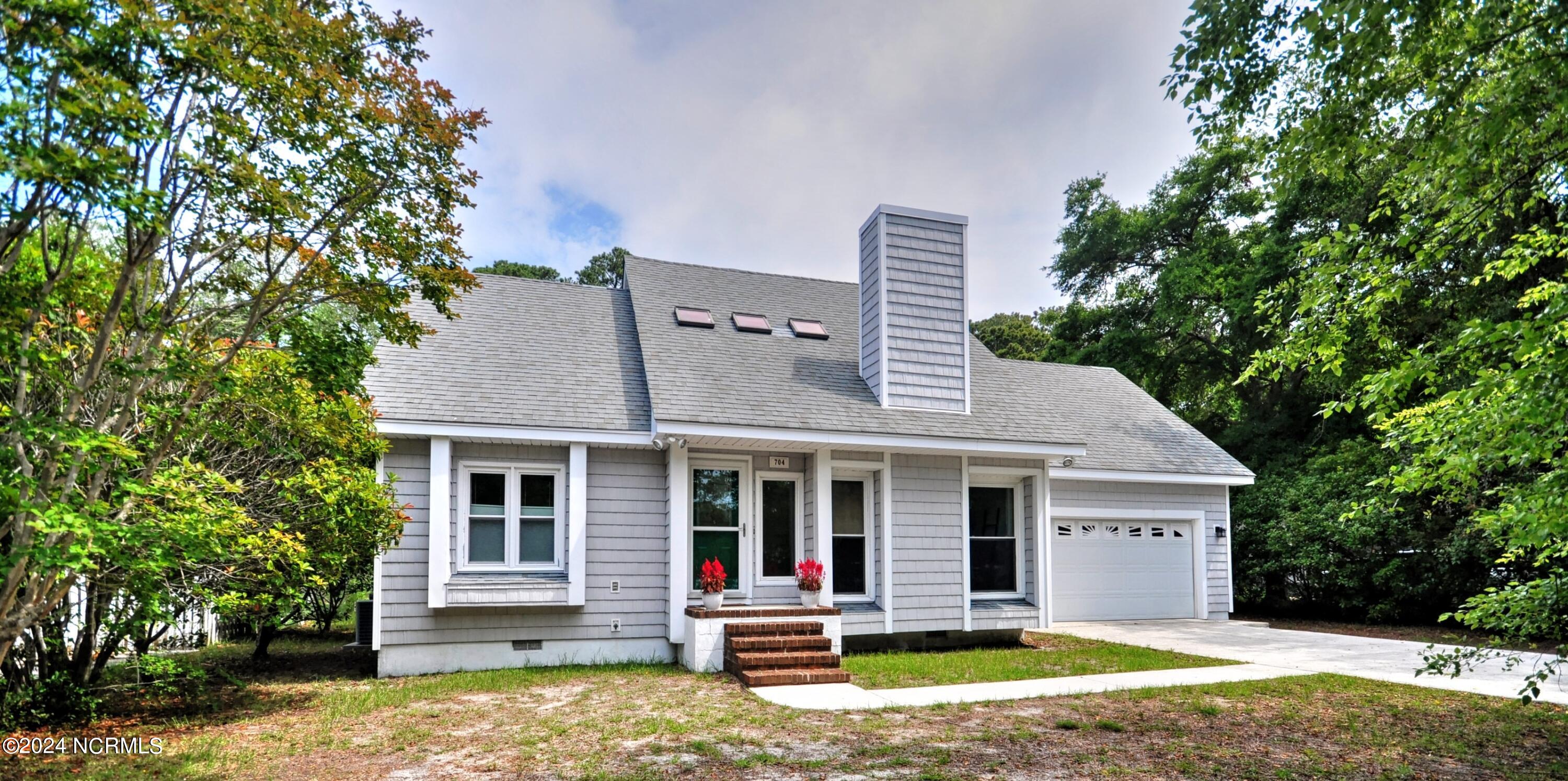 9th St, Southport, NC 28461