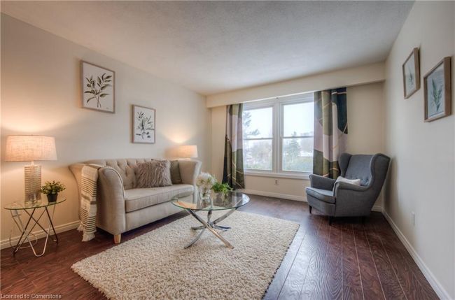 7 - 206 Green Valley Dr, Townhouse with 3 bedrooms, 2 bathrooms and 1 parking in Kitchener ON | Image 6