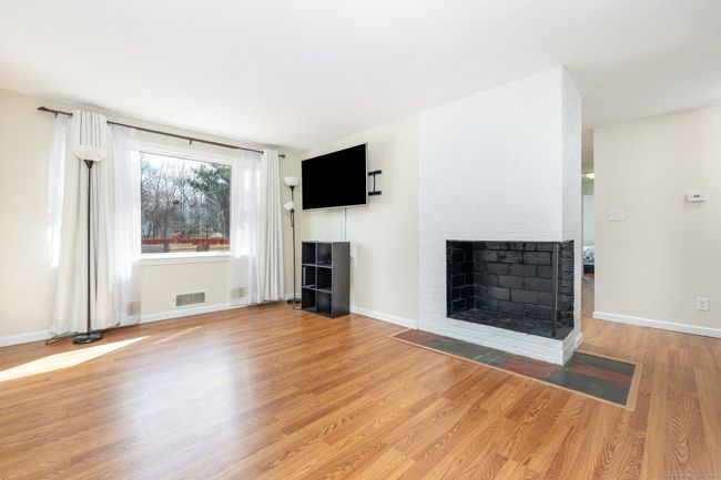 142 Cedar St, House other with 3 bedrooms, 2 bathrooms and null parking in Wethersfield CT | Image 4