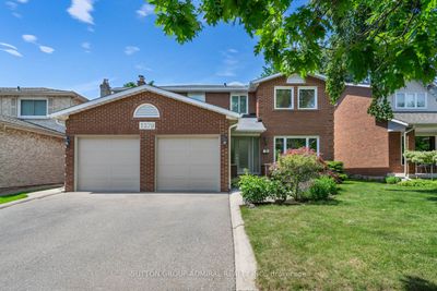 1370 Lancaster Dr, House other with 4 bedrooms, 4 bathrooms and 6 parking in Oakville ON | Image 1