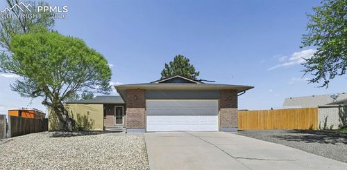 903 Bluelace Dr, Pueblo, CO, 81001-1062 | Card Image