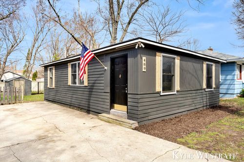 489 W 23rd St, Holland, MI, 49423-4023 | Card Image