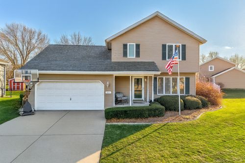 821 Thornberry Dr, Ottawa, IL, 61350-4270 | Card Image