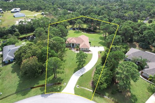 4572 Hunters Run Cir, Grant Valkaria, FL, 32949-2137 | Card Image