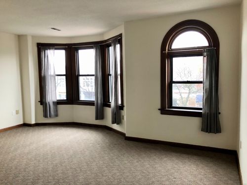 3-483 Main Street, Middletown, CT, 06457 | Card Image