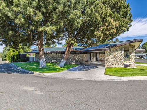 100 Sage Street, Elko, NV, 89801 | Card Image