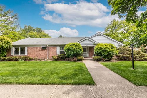 200 Cherry St, Park Ridge, IL, 60068-3411 | Card Image
