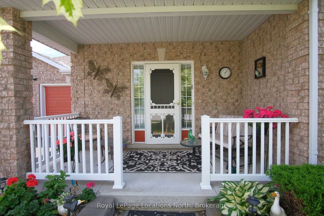 19 Whitfield Cres, House other with 3 bedrooms, 2 bathrooms and 4 parking in Elmvale ON | Image 5