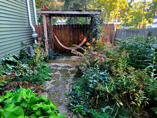 414 S Kalamazoo St, Vicksburg, MI, 49097-1311 | Card Image