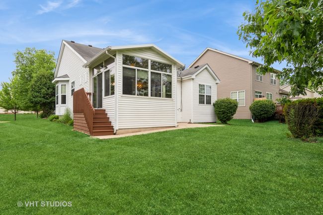 1520 Mansfield Dr, House other with 3 bedrooms, 2 bathrooms and 2 parking in Aurora IL | Image 18