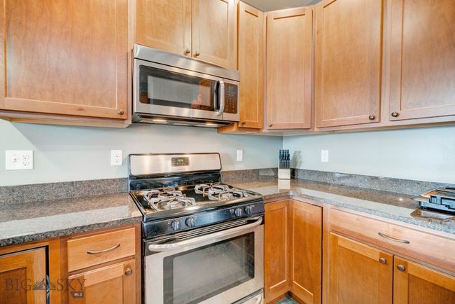 Kitchen | Image 12