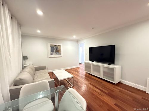 apt-1b-21604 47th Ave, Bayside, NY, 11361-3411 | Card Image