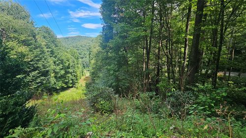 17 Moontime, Cullowhee, NC, 28723-6772 | Card Image