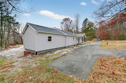 16 Nightingale Trl E, Wurtsboro, NY, 12790-7312 | Card Image