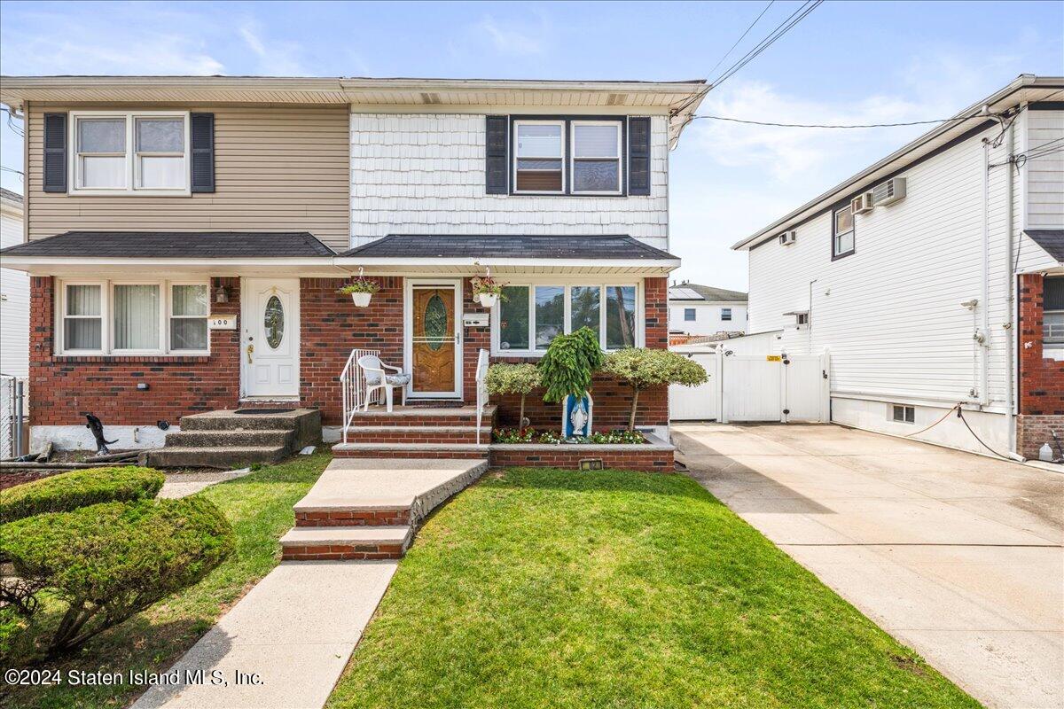 Park St, Staten Island, NY 10306
