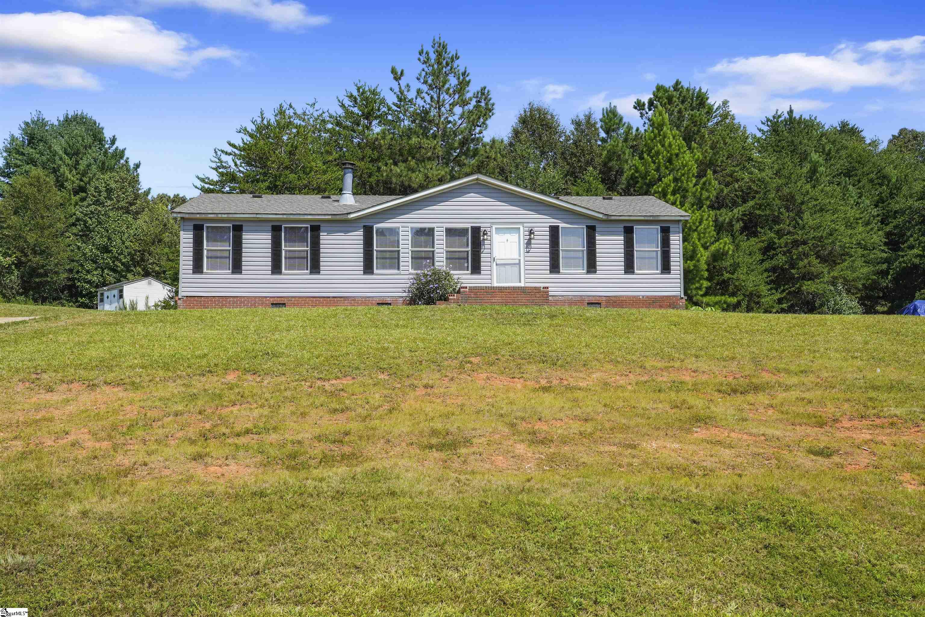 Sunset Mountain Ct, Travelers Rest, SC 29690