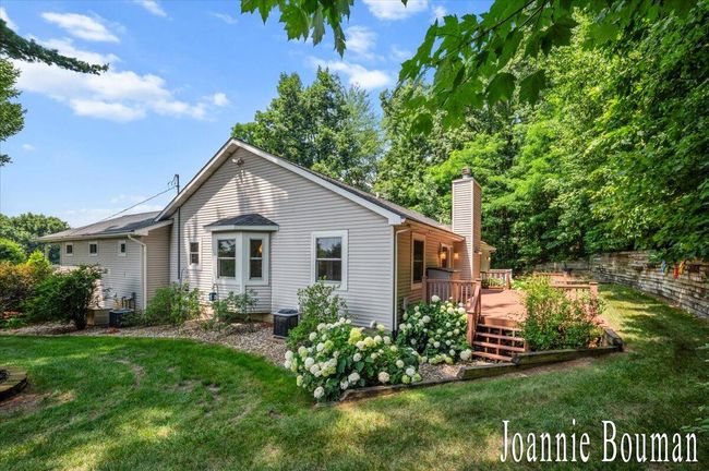 10466 Riverview Dr, House other with 5 bedrooms, 4 bathrooms and null parking in Plainwell MI | Image 40