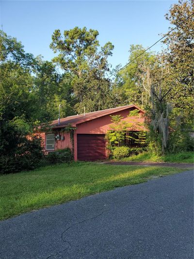 25051 Nw 4th Avenue, House other with 2 bedrooms, 1 bathrooms and null parking in Newberry FL | Image 3