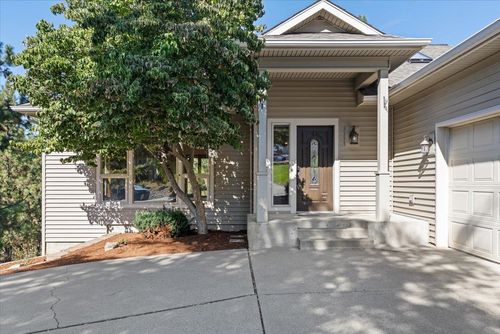 10913 E Richard Ln, Spokane Valley, WA, 99206-9104 | Card Image