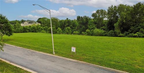 7849 Splitlog Ave, Kansas City, KS, 66112 | Card Image