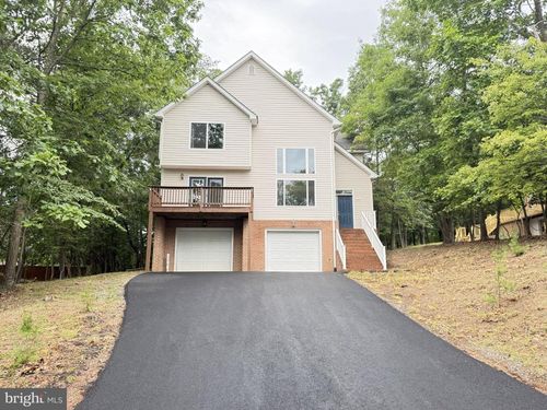 1234 Lakeview Dr, CROSS JUNCTION, VA, 22625-2523 | Card Image