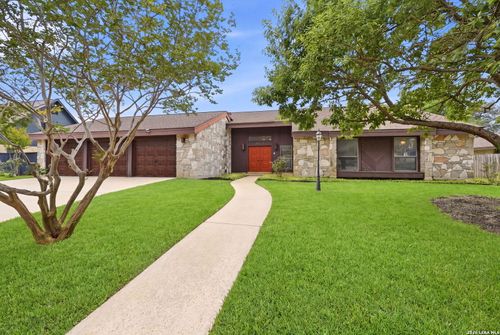 6310 Spindrift, Windcrest, TX, 78239-2748 | Card Image