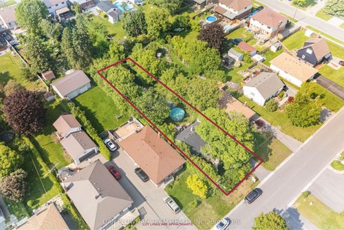 554 Veterans Rd, Oshawa, ON, L1H3N5 | Card Image