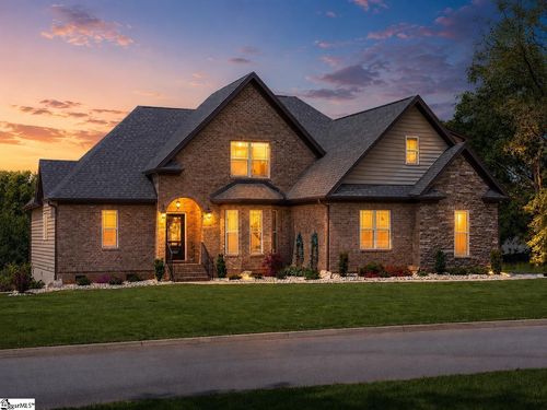 207 Poplar Ridge Rd, Simpsonville, SC, 29681-4612 | Card Image