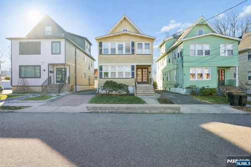 17 Wilfred Street, Montclair, NJ, 07042 | Card Image