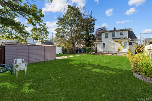 268 Grand Ave, Freeport, NY, 11520-2526 | Card Image