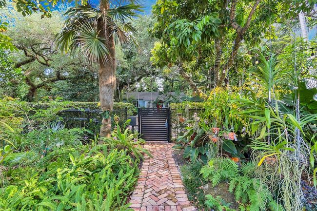 4131 Lybyer Ave, House other with 3 bedrooms, 2 bathrooms and null parking in Coconut Grove FL | Image 42