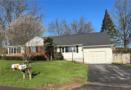 110 Hillcrest Dr, Central Square, NY, 13036-9713 | Card Image