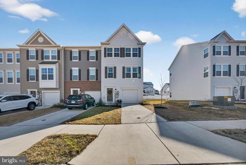 128 Telluride Way, CHARLES TOWN, WV, 25414-6085 | Card Image