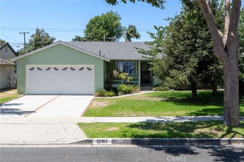 12161 Nelson St, Garden Grove, CA, 92840-3200 | Card Image