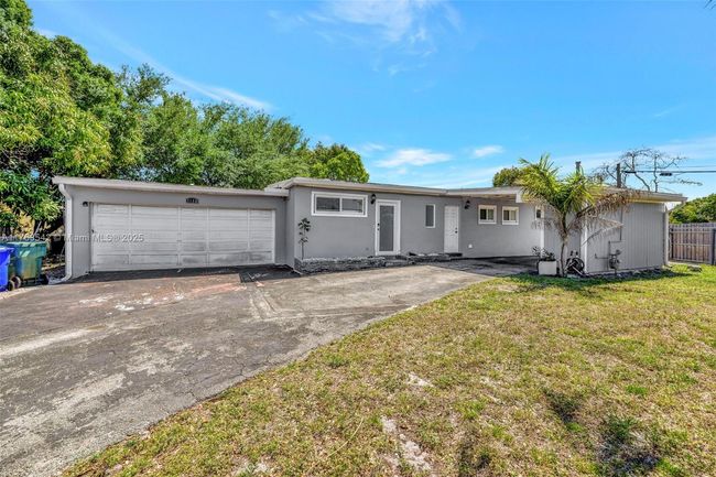 3138 Sw 14 Th St, House other with 3 bedrooms, 2 bathrooms and null parking in Fort Lauderdale FL | Image 30
